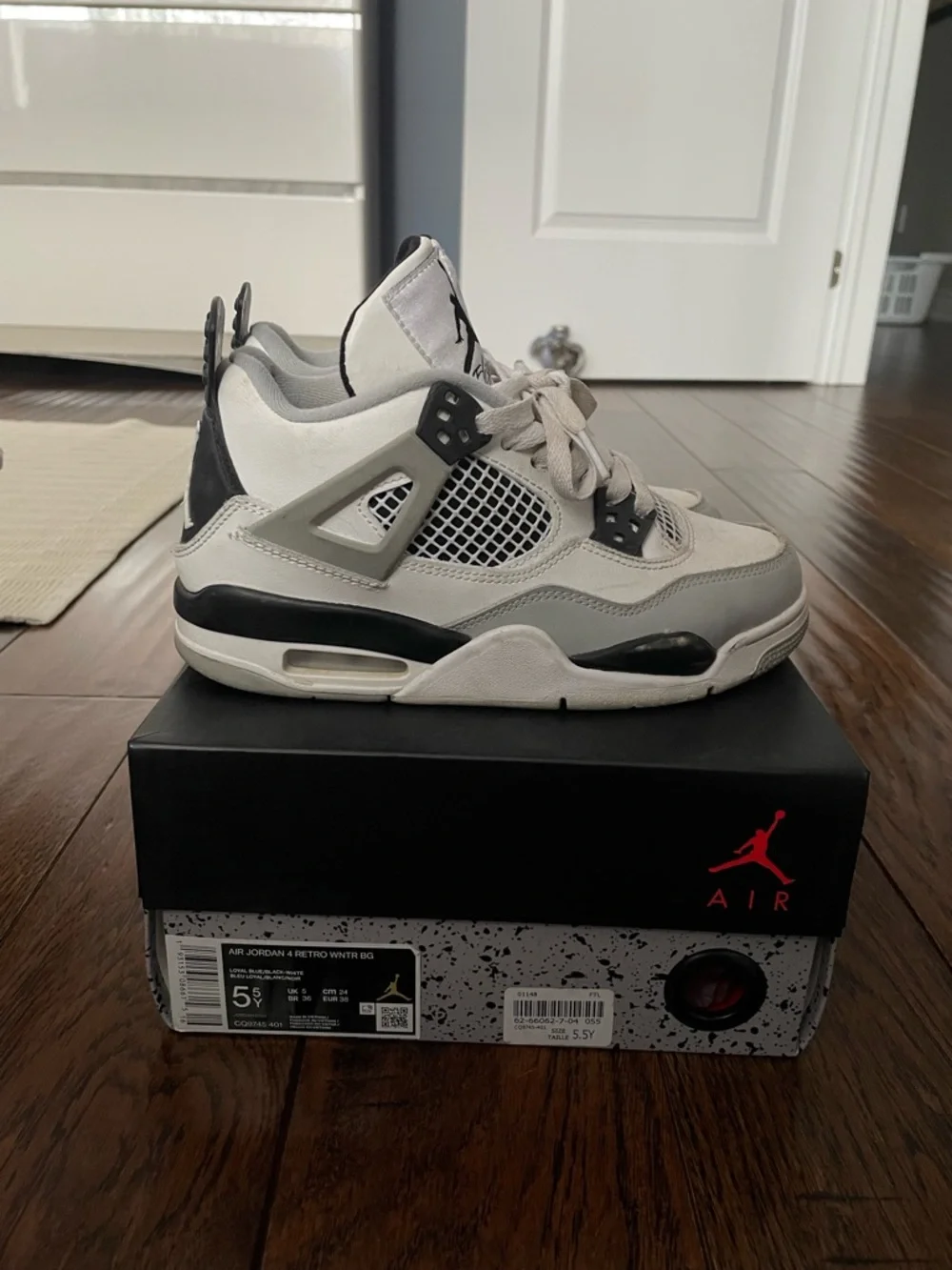Air Jordan 4 military blacks - Picture 1 of 3